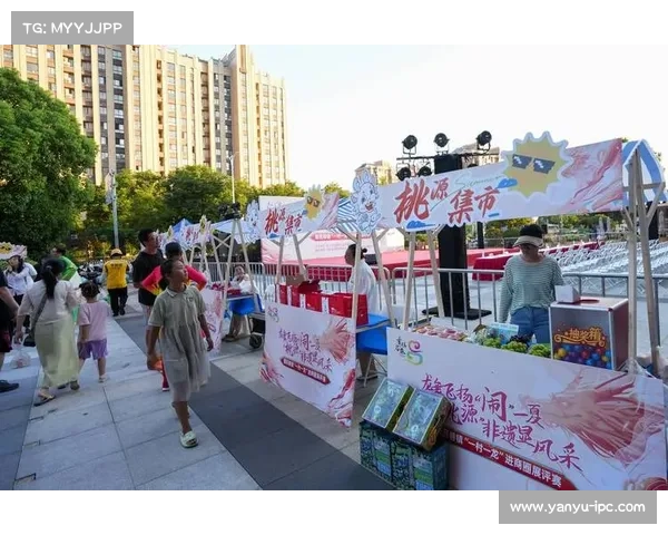 朝阳区百人太极剑展演刷新规模纪录 武术非遗文化深入社区传播 朝阳区百人太极剑展演刷新规模纪录 武术非遗文化深入社区传播